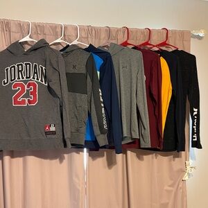 Youth large long sleeve lot